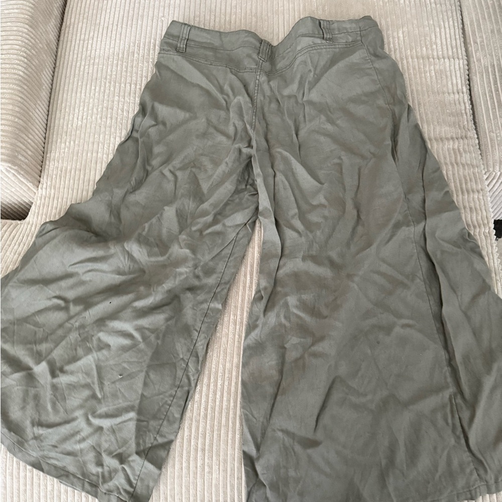 H&M Women's Gray Wide-Leg Skorts